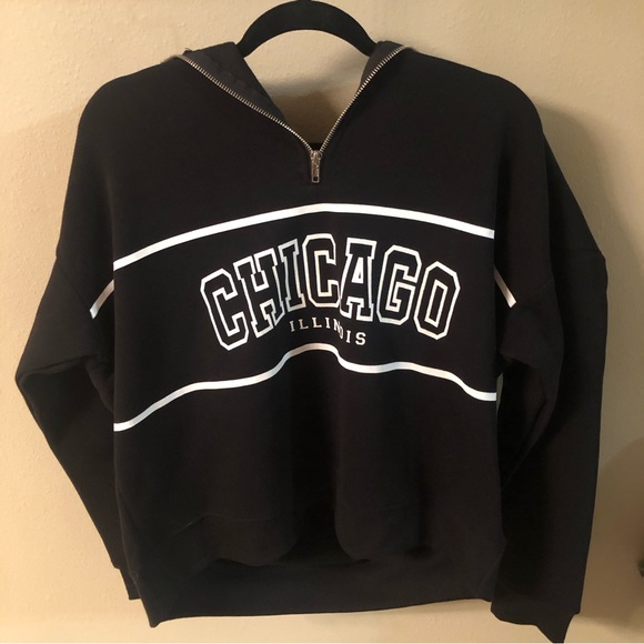Chicago, Illinois Quarter Zip Sweatshirt - Picture 1 of 6